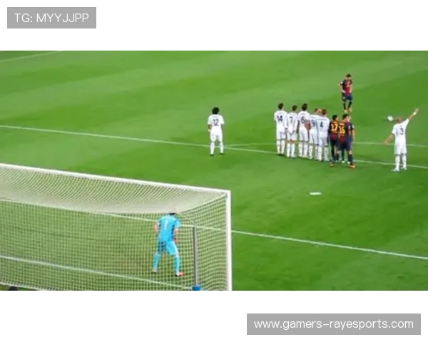 足球球星玄关设计理念与运动精神融合打造独特家居氛围 足球球星玄关设计理念与运动精神融合打造独特家居氛围