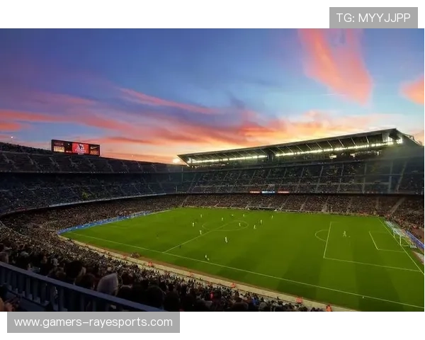 退役后强势回归的足球传奇球星们再度征战绿茵场